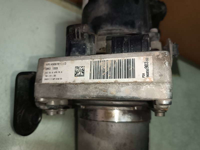 Recambio de bomba direccion para citroen c4 berlina collection referencia OEM IAM 9685590380 21602502 508150M