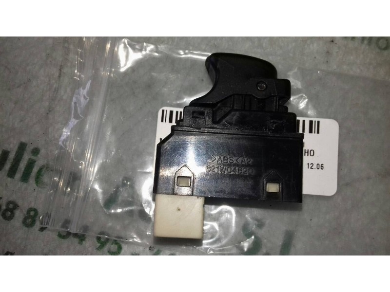 Recambio de mando elevalunas trasero derecho para hyundai accent (lc) crdi gl referencia OEM IAM 621W04620  5+2 PINES