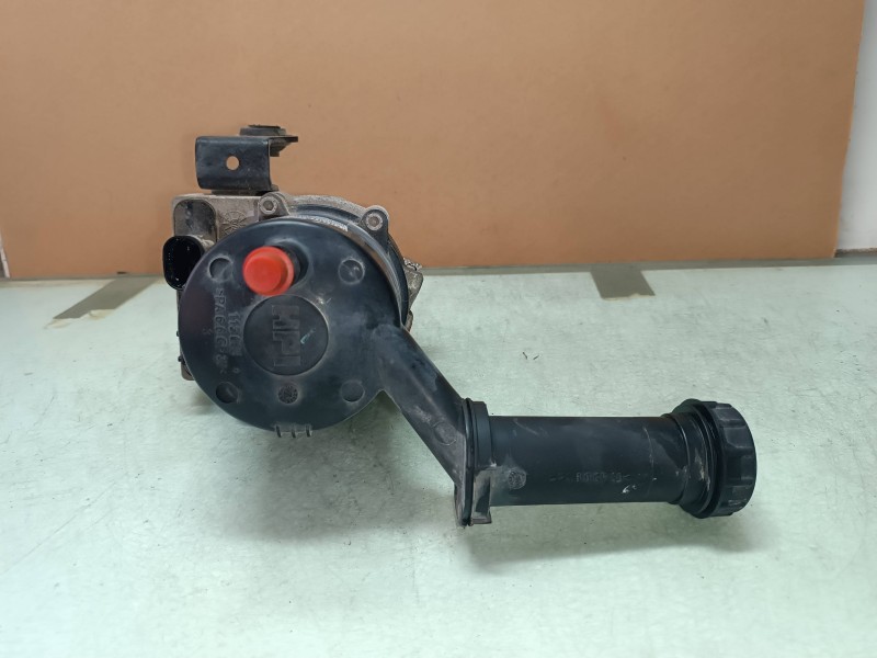 Recambio de bomba direccion para citroen c4 berlina collection referencia OEM IAM 9685590380 21602502 508150M
