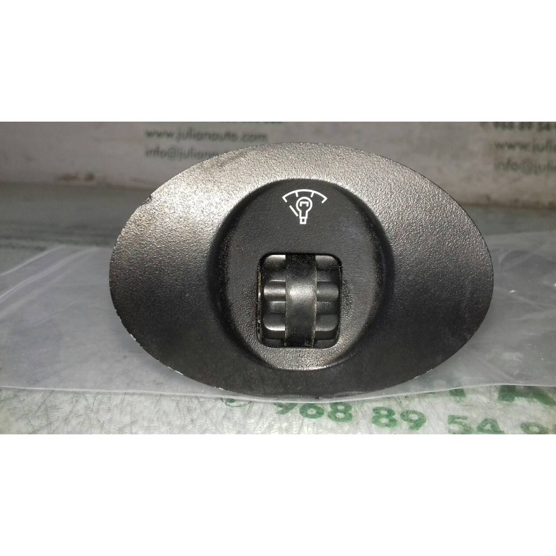 Recambio de interruptor para hyundai coupe (j2) 1.6 fx coupe referencia OEM IAM 9495027000 3 PINES REGULADOR LUCES