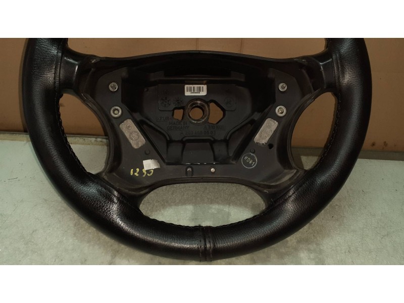 Recambio de volante para mercedes-benz clase c (w203) berlina 270 cdi (203.016) referencia OEM IAM A2034600903 A3101021 PIEL