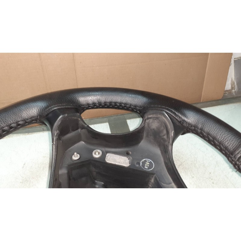 Recambio de volante para mercedes-benz clase c (w203) berlina 270 cdi (203.016) referencia OEM IAM A2034600903 A3101021 PIEL