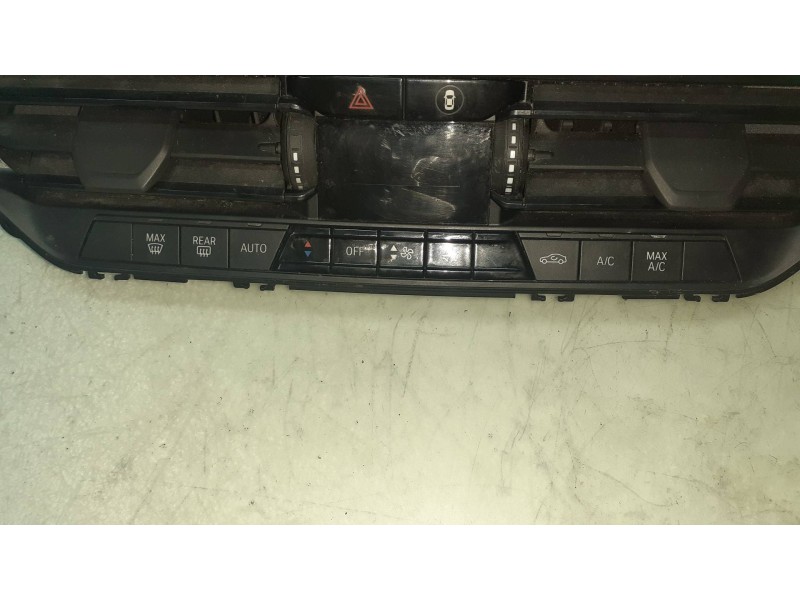 Recambio de mando multifuncion para bmw serie 1 lim. (f40) 118i referencia OEM IAM 21641102 24110400 PANEL REJILLAS AIRE