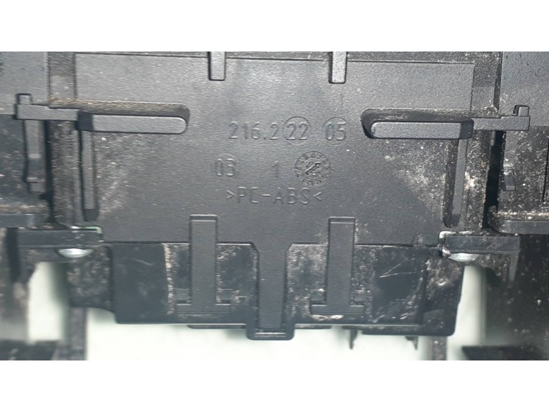 Recambio de mando multifuncion para bmw serie 1 lim. (f40) 118i referencia OEM IAM 21641102 24110400 PANEL REJILLAS AIRE