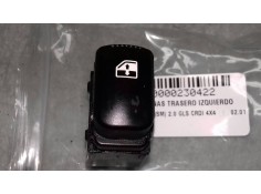 Recambio de mando elevalunas trasero izquierdo para hyundai santa fe (sm) 2.0 gls crdi 4x4 referencia OEM IAM   3+4 PINES