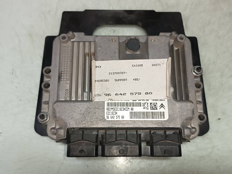 Recambio de centralita motor uce para citroen c4 berlina collection referencia OEM IAM 9664257580  