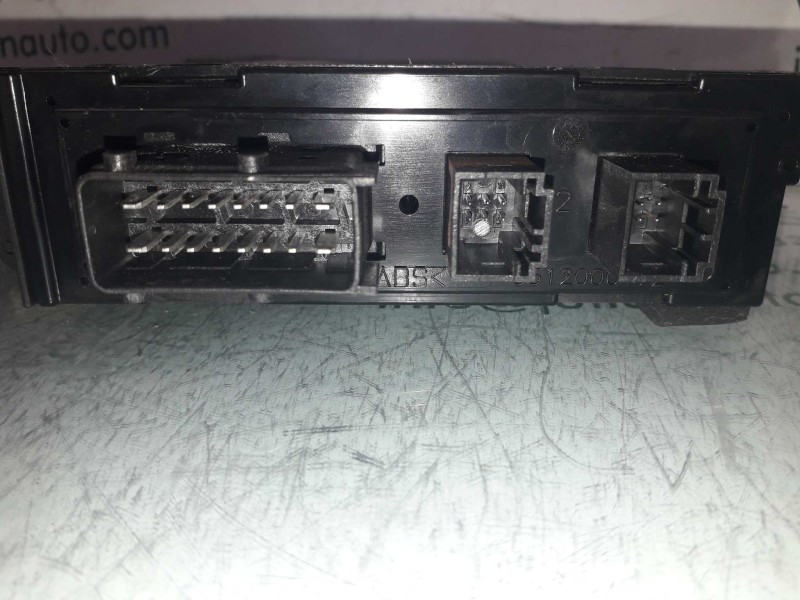 Recambio de motor elevalunas delantero derecho para peugeot 307 break / sw (s1) sw referencia OEM IAM 9637130480 0130821766 