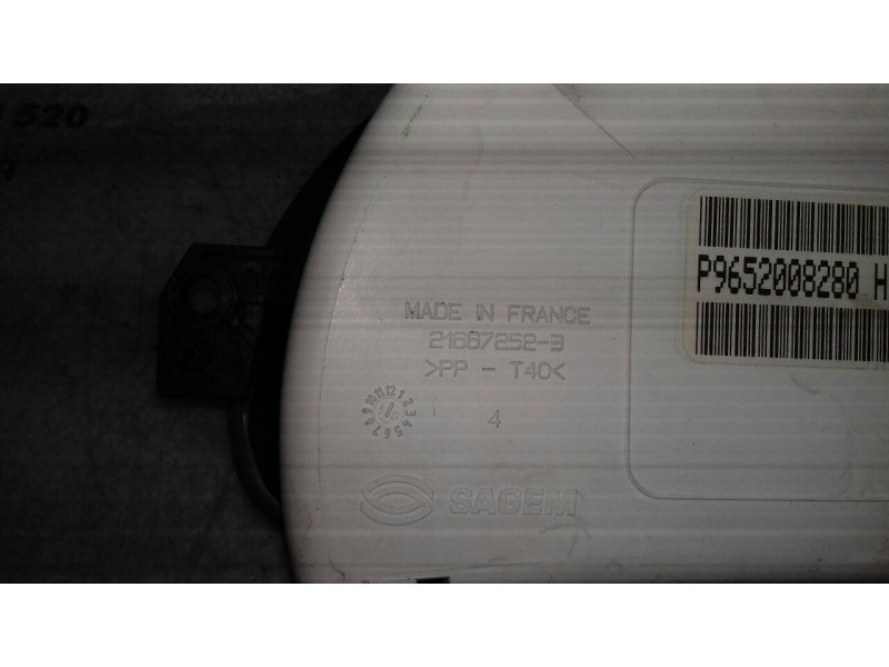 Recambio de cuadro instrumentos para citroen c2 sx referencia OEM IAM P9652008280H 216755971 216672523