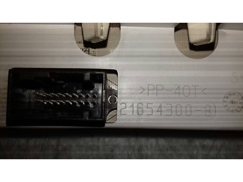 Recambio de pantalla multifuncion para citroen c2 sx referencia OEM IAM 9647409477B 216543008 SAGEM