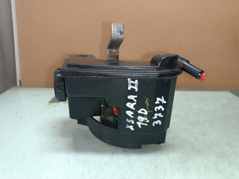 Recambio de bomba direccion para citroen xsara berlina 1.9 d sx referencia OEM IAM 9638668180 9639108780 