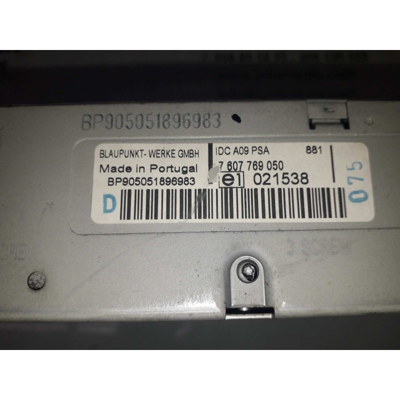 Recambio de sistema audio / radio cd para peugeot 307 break / sw (s1) sw referencia OEM IAM 96469053XT 7607769050 BLAUPUNKT