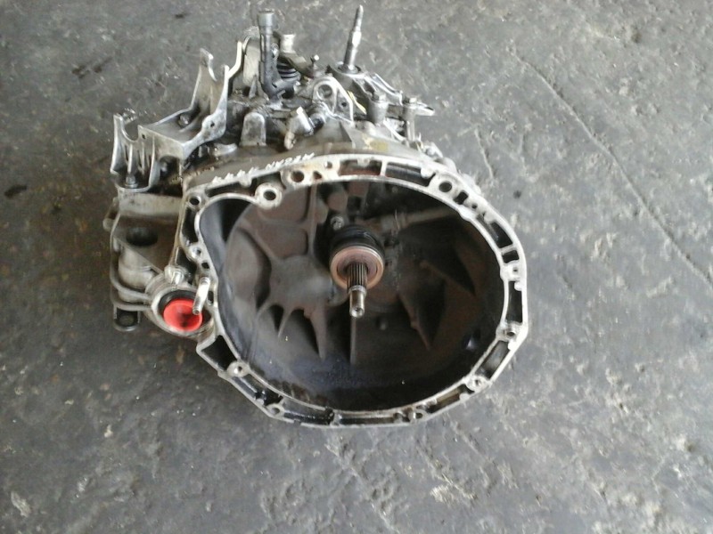 Recambio de caja cambios para renault megane ii berlina 5p confort authentique referencia OEM IAM ND0001 ND0001A232409 6 VELOCID