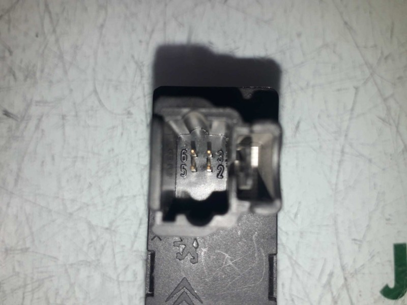 Recambio de mando elevalunas trasero izquierdo para peugeot 307 break / sw (s1) sw referencia OEM IAM 96360166XT  4 PINES