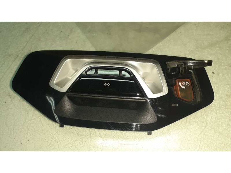 Recambio de luz interior para bmw serie 1 lim. (f40) 118i referencia OEM IAM 989113904 1044714104 