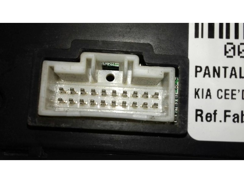 Recambio de pantalla multifuncion para kia cee´d concept referencia OEM IAM 94510A2000WK 94510A2000 10+10 PINES