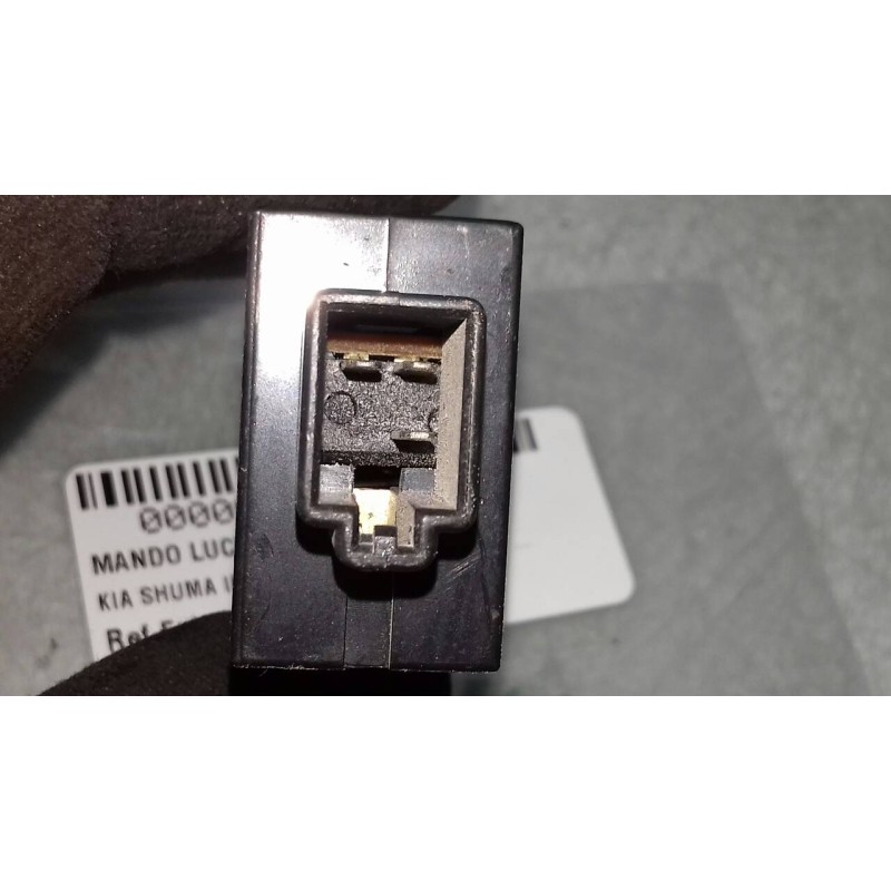 Recambio de interruptor para kia shuma ii 1.6 ls 4 berlina referencia OEM IAM  2+1 PINES REGULACION LUCES