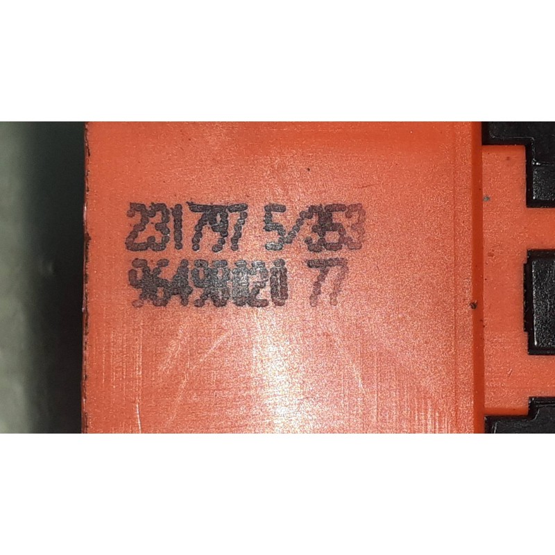 Recambio de interruptor para citroen xsara picasso 1.6 hdi 110 sx top referencia OEM IAM 9649802077 CONECTOR 6 PINES BLOQUEO