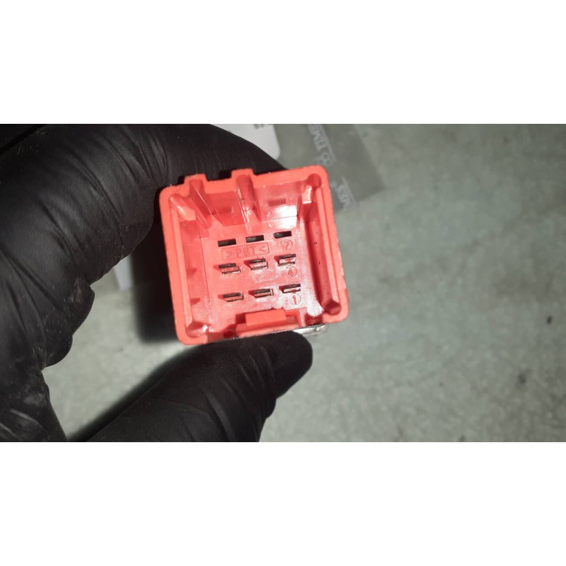 Recambio de interruptor para citroen xsara picasso 1.6 hdi 110 sx top referencia OEM IAM 9649802077 CONECTOR 6 PINES BLOQUEO