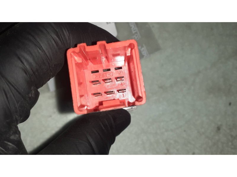 Recambio de interruptor para citroen xsara picasso 1.6 hdi 110 sx top referencia OEM IAM 9649802077 CONECTOR 6 PINES BLOQUEO