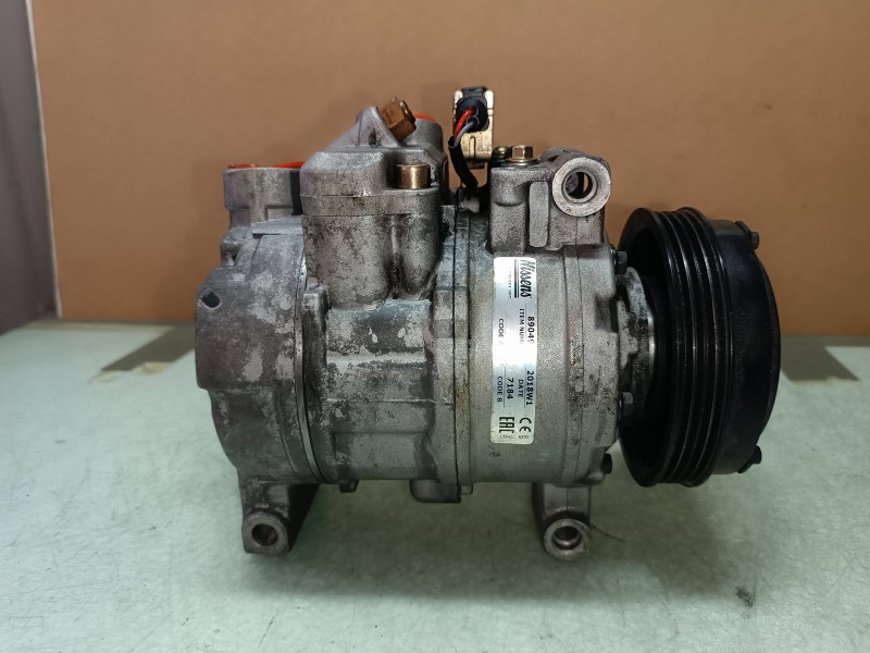 Recambio de compresor aire acondicionado para audi a4 berlina (8e) 2.5 tdi quattro (132kw) referencia OEM IAM 89049 2018W1 NISSE