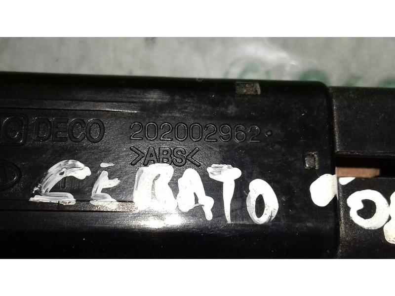 Recambio de interruptor para kia cerato 1.5 lx crdi familiar (5-ptas.) referencia OEM IAM 202002962 4+2 PINES TRIP