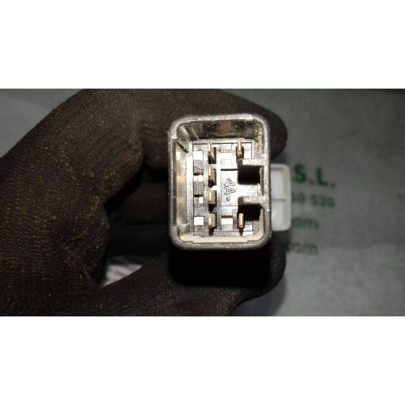 Recambio de interruptor para kia cerato 1.5 lx crdi familiar (5-ptas.) referencia OEM IAM 202002962 4+2 PINES TRIP