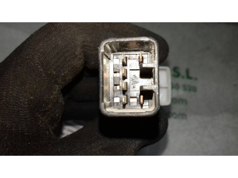 Recambio de interruptor para kia cerato 1.5 lx crdi familiar (5-ptas.) referencia OEM IAM 202002962 4+2 PINES TRIP
