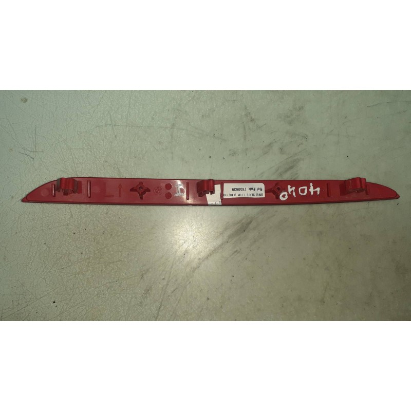 Recambio de piloto trasero izquierdo paragolpes para bmw serie 1 lim. (f40) 118i referencia OEM IAM 7450639 252709 24135110