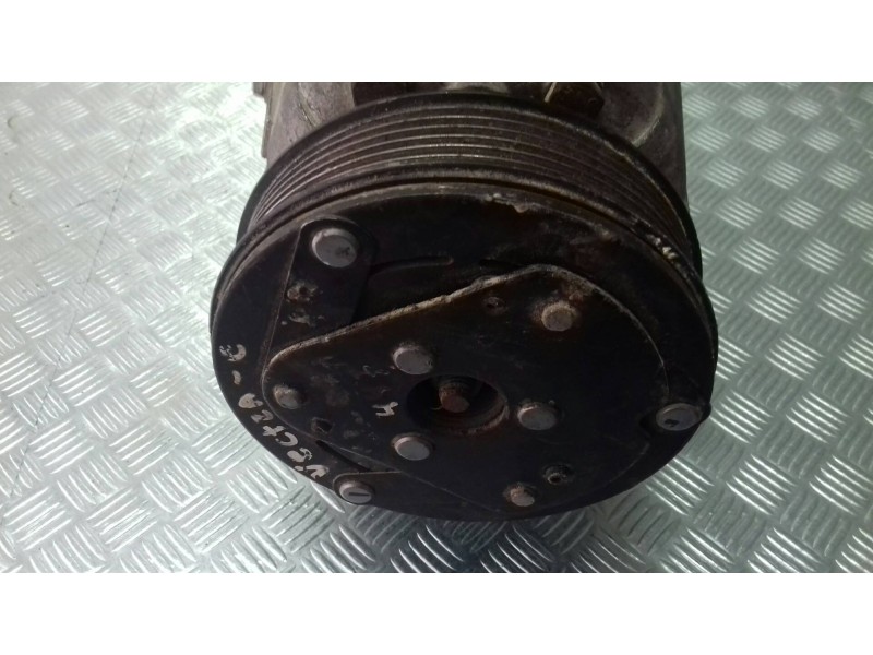 Recambio de compresor aire acondicionado para opel vectra c berlina essentia referencia OEM IAM 13197197 SAEJ639 DELPHI