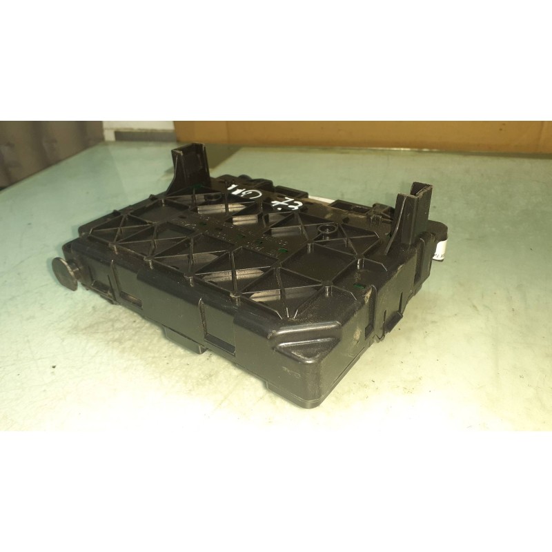 Recambio de caja reles / fusibles para citroen xsara picasso 1.6 hdi 110 sx top referencia OEM IAM 965061848000 BSM B3 SIEMENS