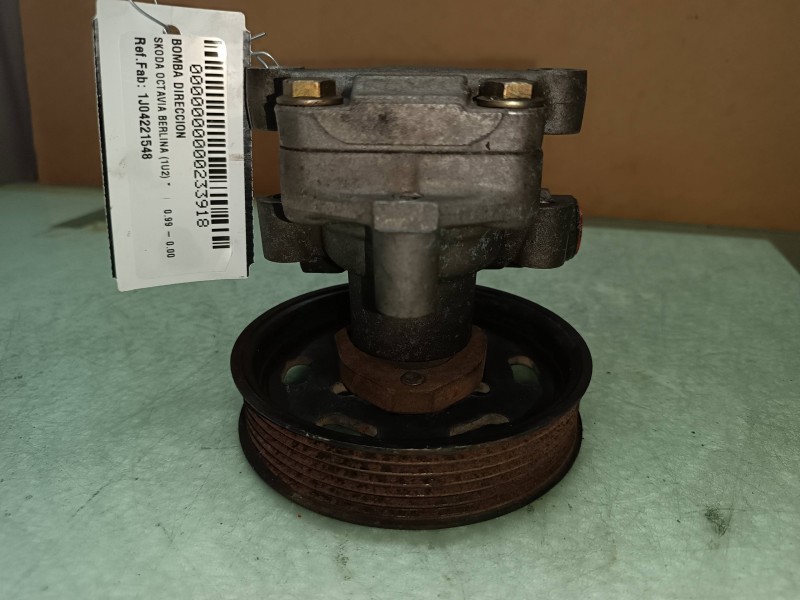Recambio de bomba direccion para skoda octavia berlina (1u2) referencia OEM IAM 1J04221548 038145255A 