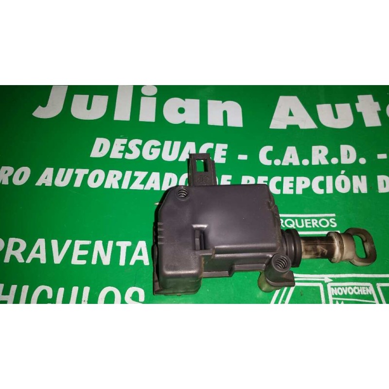 Recambio de motor cierre centralizado porton para seat ibiza (6l1) sport referencia OEM IAM 1M5862159C 1M0959781A 2 PINES
