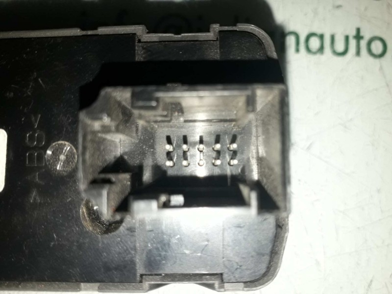 Recambio de mando elevalunas delantero izquierdo para opel vectra c berlina club referencia OEM IAM 687833988 09185954 