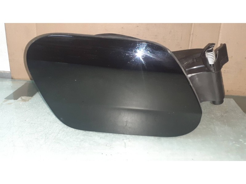 Recambio de tapa exterior combustible para bmw serie 1 lim. (f40) 118i referencia OEM IAM 9452488 14290410 748290204
