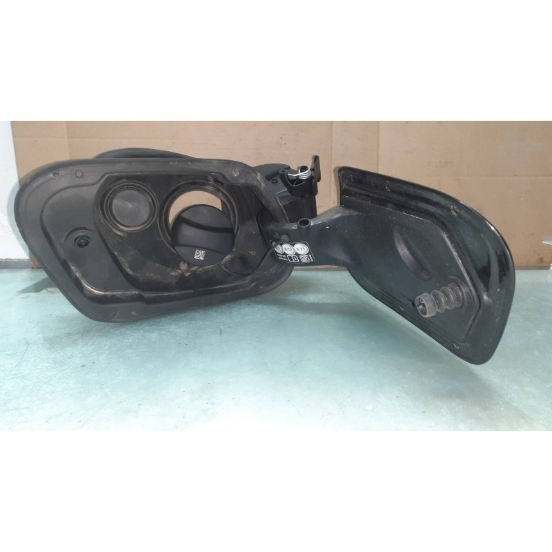 Recambio de tapa exterior combustible para bmw serie 1 lim. (f40) 118i referencia OEM IAM 9452488 14290410 748290204