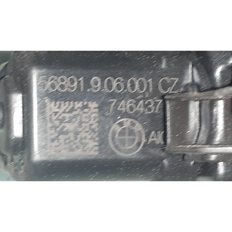 Recambio de tapa exterior combustible para bmw serie 1 lim. (f40) 118i referencia OEM IAM 9452488 14290410 748290204