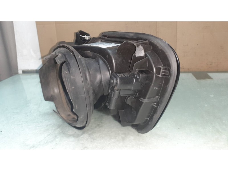 Recambio de tapa exterior combustible para bmw serie 1 lim. (f40) 118i referencia OEM IAM 9452488 14290410 748290204