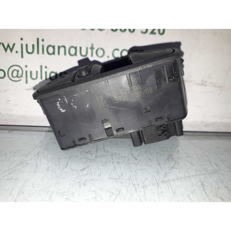 Recambio de mando elevalunas delantero izquierdo para opel corsa d catch me referencia OEM IAM 13258521AA  