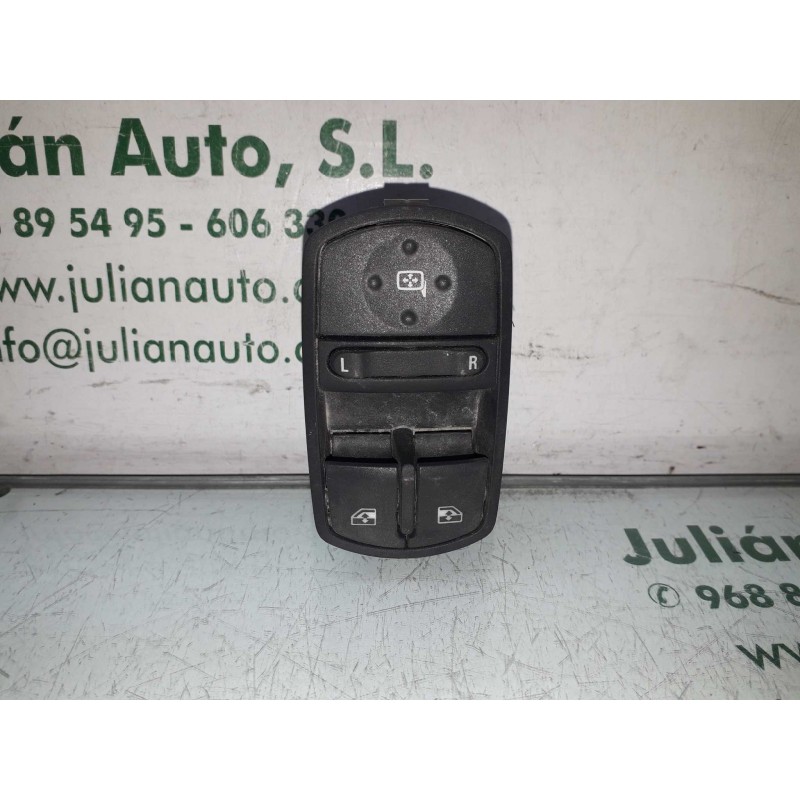 Recambio de mando elevalunas delantero izquierdo para opel corsa d expression referencia OEM IAM 13258521AA 315625731 