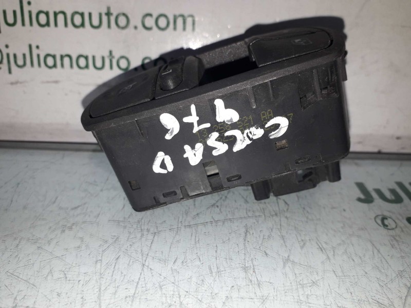 Recambio de mando elevalunas delantero izquierdo para opel corsa d cosmo referencia OEM IAM 13258521AA  