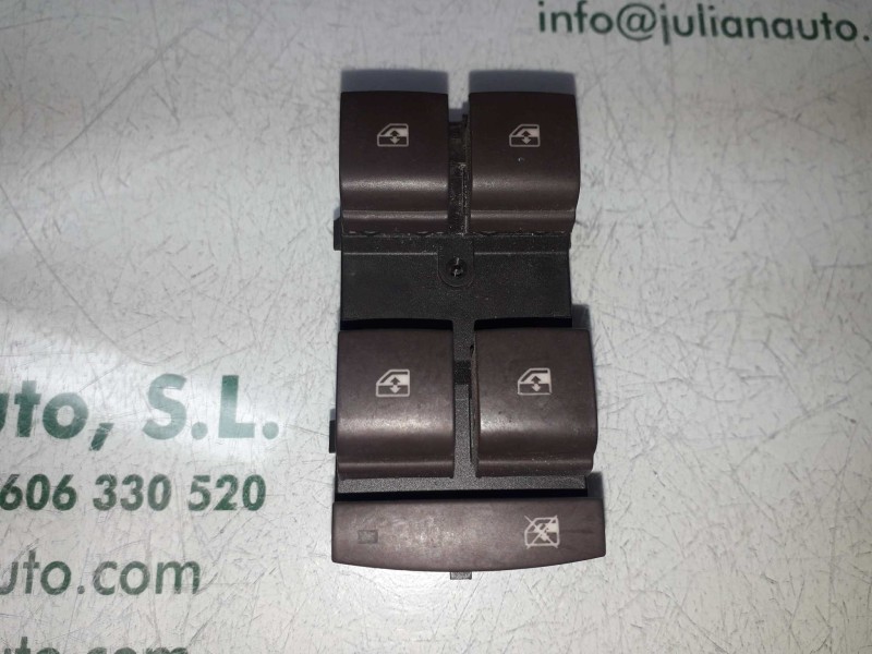 Recambio de mando elevalunas delantero izquierdo para opel insignia berlina cosmo referencia OEM IAM 13305012 251884 