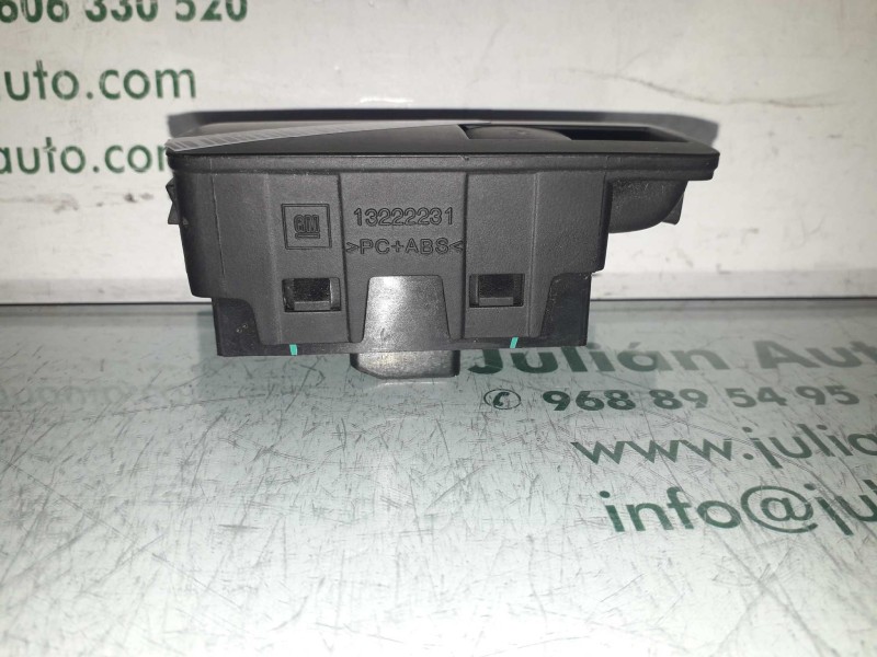 Recambio de mando elevalunas trasero izquierdo para opel insignia berlina edition referencia OEM IAM 13301888 211410 