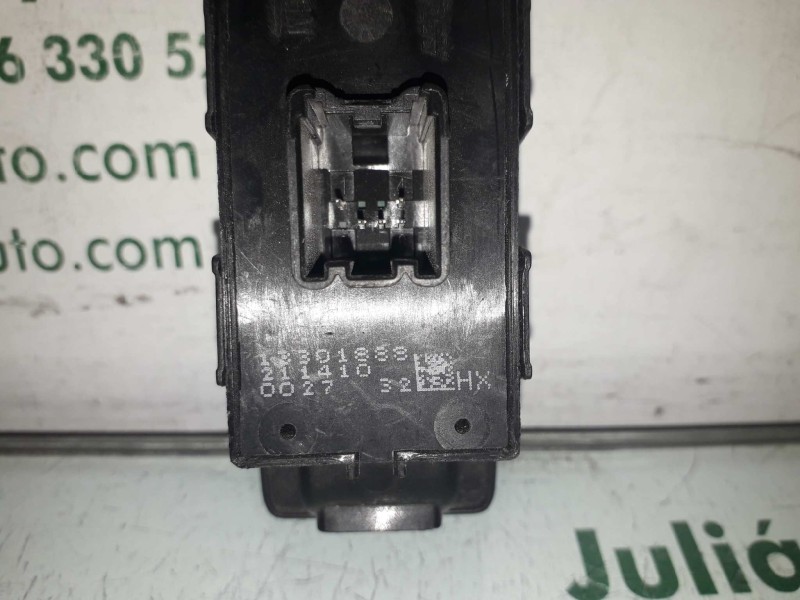 Recambio de mando elevalunas trasero izquierdo para opel insignia berlina edition referencia OEM IAM 13301888 211410 