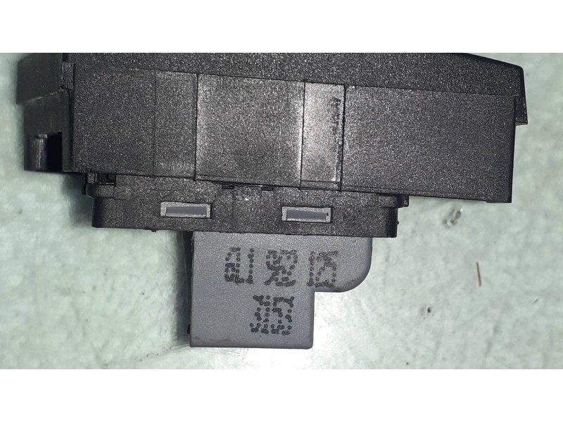 Recambio de interruptor para seat ibiza (6l1) fresh referencia OEM IAM 6L1962125 BITRON BOTON CIERRE