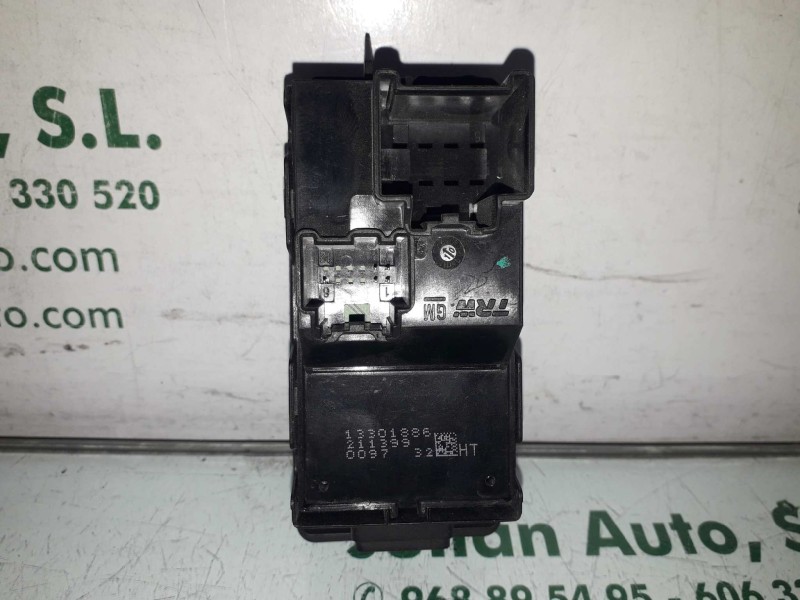 Recambio de mando elevalunas delantero derecho para opel insignia berlina edition referencia OEM IAM 13301886 211399 