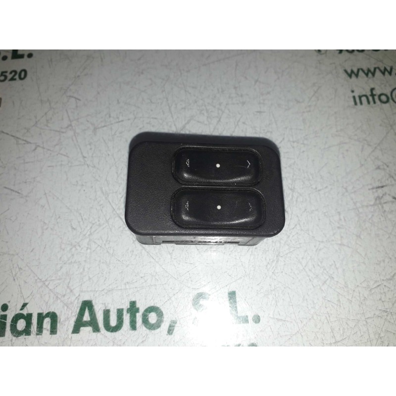 Recambio de mando elevalunas delantero izquierdo para opel combo (corsa c) cargo referencia OEM IAM 13363202 24409205 