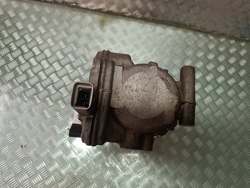 Recambio de compresor aire acondicionado para toyota auris hybrid active referencia OEM IAM 0422000420 ES14C DENSO