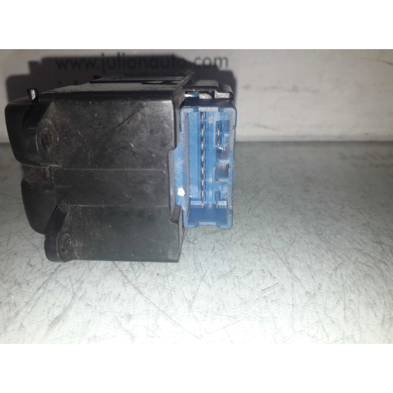 Recambio de mando elevalunas delantero izquierdo para daewoo nubira berlina sx (1999) referencia OEM IAM 96190771 96190775 96206