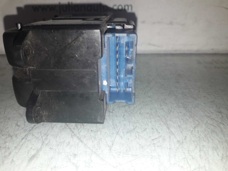 Recambio de mando elevalunas delantero izquierdo para daewoo nubira berlina sx (1999) referencia OEM IAM 96190771 96190775 96206