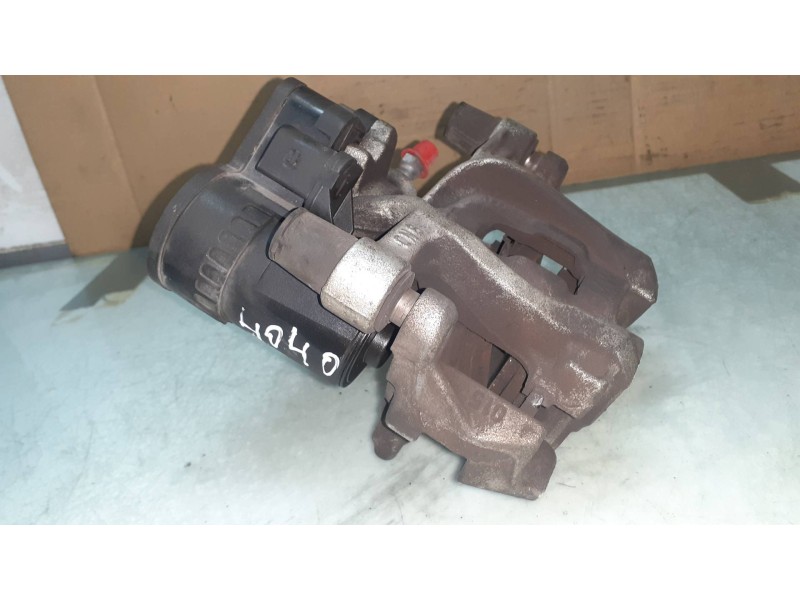 Recambio de pinza de freno trasera derecha para bmw serie 1 lim. (f40) 118i referencia OEM IAM 689260602 ATE 11628210233